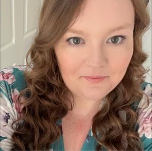 Meet your Posher, Becki